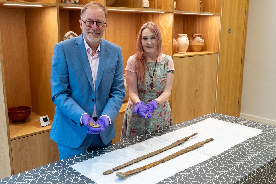 Detectorist finds two 1,800-year-old Roman cavalry swords